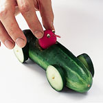 cucumber-race-car-craft-step4-photo-150-