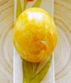 egg-yellow-mramor.jpg